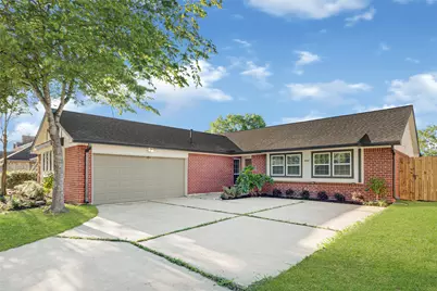 1826 Crestview Court, Missouri City, TX 77459 - Photo 3