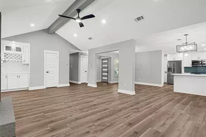 1826 Crestview Court, Missouri City, TX 77459 - Photo 9