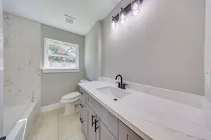 6201 Carew St, Houston, TX 77074 - Photo 7