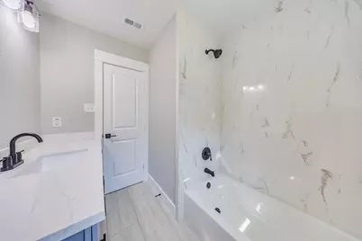 6201 Carew Street, Houston, TX 77074 - Photo 21