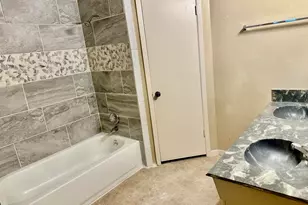 15802 Kenbrook Dr, Houston, TX 77489 - Photo 9