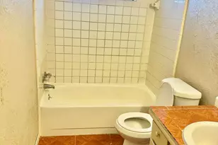 15802 Kenbrook Dr, Houston, TX 77489 - Photo 11