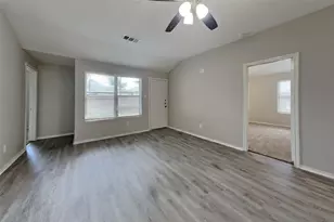 804 Lovebug Ln, Conroe, TX 77301 - Photo 3