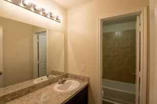 13003 Bella Vida Ln, Houston, TX 77082 - Photo 7