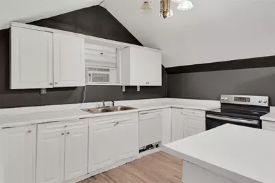 310 N Rock Island Street #4, Angleton, TX 77515 - Photo 15