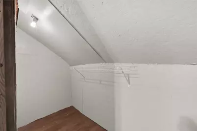 310 N Rock Island Street #4, Angleton, TX 77515 - Photo 13