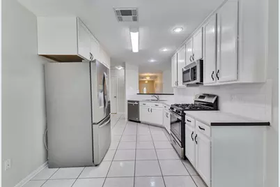 21808 Whispering Forest Drive, Kingwood, TX 77339 - Photo 7