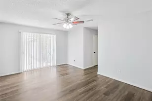 2719 Meadow Ln, La Marque, TX 77568 - Photo 19