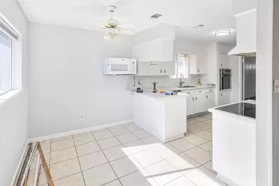 2719 Meadow Lane, La Marque, TX 77568 - Photo 11