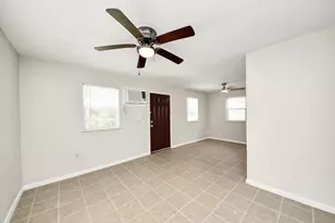 3910 Hoffman St, Houston, TX 77026 - Photo 7