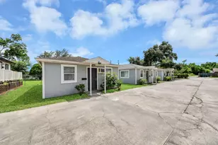 3910 Hoffman St, Houston, TX 77026 - Photo 3