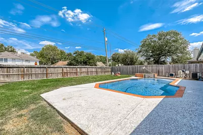 16027 Surrey Woods Drive, Friendswood, TX 77546 - Photo 21