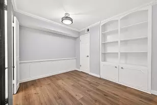 359 N Post Oak Ln, Houston, TX 77024 - Photo 9