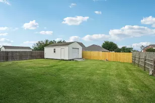 8402 Piping Rock St, Baytown, TX 77523 - Photo 35