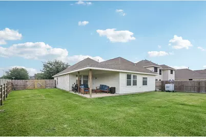 8402 Piping Rock Street, Baytown, TX 77523 - Photo 37