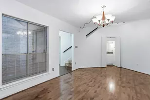 1998 Augusta Dr, Houston, TX 77057 - Photo 7