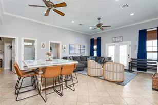 866 Townsend Dr, Crystal Beach, TX 77650 - Photo 5