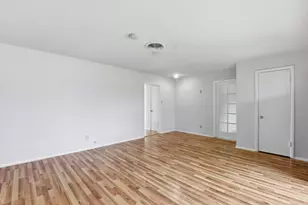 4929 Libbey Ln, Houston, TX 77092 - Photo 7