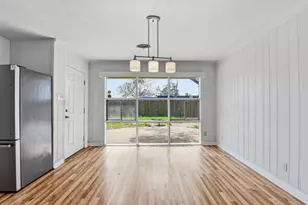 4929 Libbey Ln, Houston, TX 77092 - Photo 17