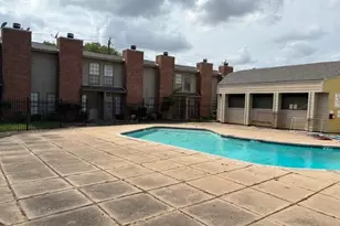 10501 South Dr, Houston, TX 77099 - Photo 5