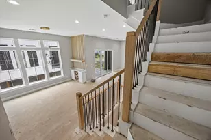 1187 W 19th St, Houston, TX 77008 - Photo 13