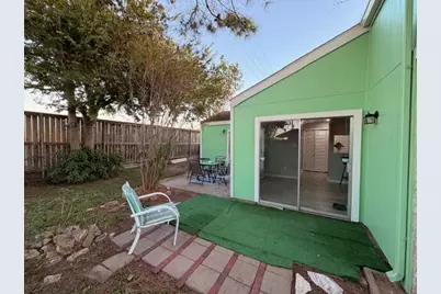 2955 Shadow Trail Drive, Houston, TX 77082 - Photo 7