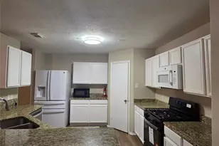 19426 Old Barngate Ln, Houston, TX 77073 - Photo 11