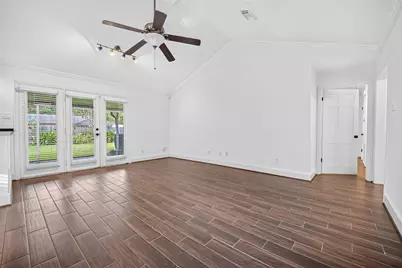 5214 Starkridge Drive, Houston, TX 77035 - Photo 21