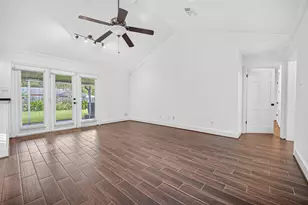5214 Starkridge Dr, Houston, TX 77035 - Photo 21
