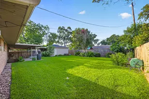 5214 Starkridge Dr, Houston, TX 77035 - Photo 43