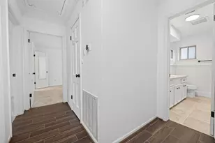 5214 Starkridge Dr, Houston, TX 77035 - Photo 19