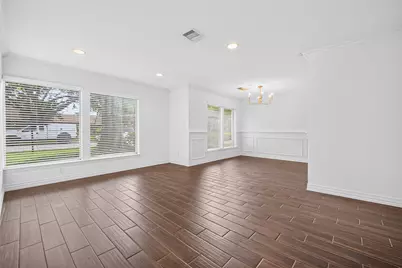5214 Starkridge Drive, Houston, TX 77035 - Photo 3