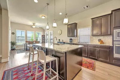 640 Pertonila Lane, Webster, TX 77598 - Photo 9