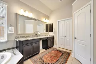 640 Pertonila Ln, Webster, TX 77598 - Photo 29