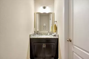 640 Pertonila Ln, Webster, TX 77598 - Photo 31