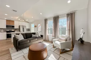 2718 Discovery Trails Ct, Conroe, TX 77301 - Photo 11