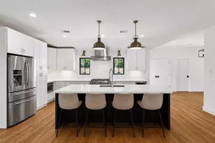 2319 Cheshire Ln, Houston, TX 77018 - Photo 9