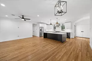2319 Cheshire Ln, Houston, TX 77018 - Photo 7