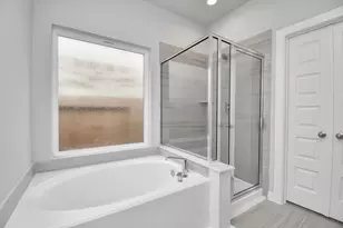 8447 Northern Pintail Dr, Houston, TX 77049 - Photo 23