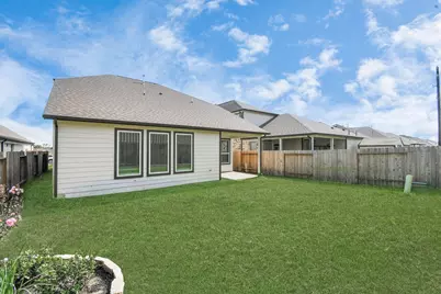 8447 Northern Pintail Drive, Houston, TX 77049 - Photo 41