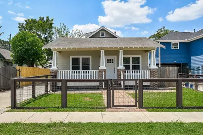 1307 Walton Street, Houston, TX 77009 - Photo 1