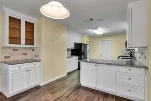 1814 Oak Valley Dr, Kemah, TX 77565 - Photo 13