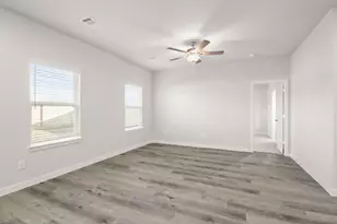 12034 Curlin Dr, Willis, TX 77318 - Photo 7