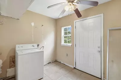 2533 Wall Street, Houston, TX 77088 - Photo 15