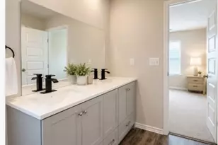10715 Lavender Cotton Ln Ln, Houston, TX 77016 - Photo 5