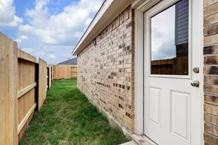 4134 Zavala Ml St, Baytown, TX 77521 - Photo 15