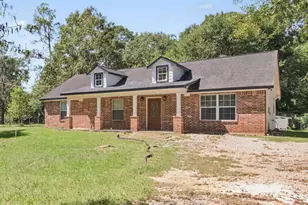 183 County Rd 3310B, Cleveland, TX 77327 - Photo 1