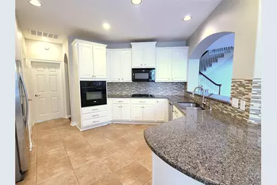 7503 Stonebridge Creek Lane, Humble, TX 77396 - Photo 9
