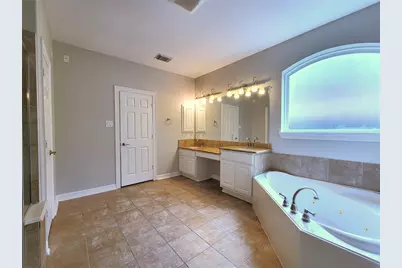 7503 Stonebridge Creek Lane, Humble, TX 77396 - Photo 17