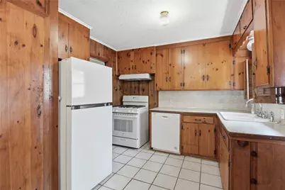 1005 Callahan Avenue, Conroe, TX 77301 - Photo 13